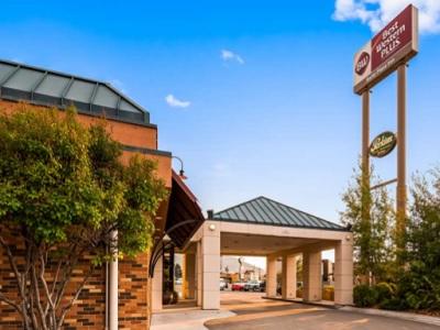 Hotel Western Plaza